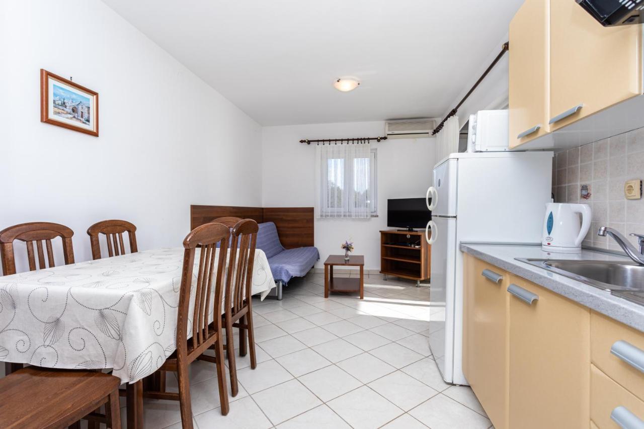 Apartments Crnekovic II Popa Dorcica Baška Buitenkant foto