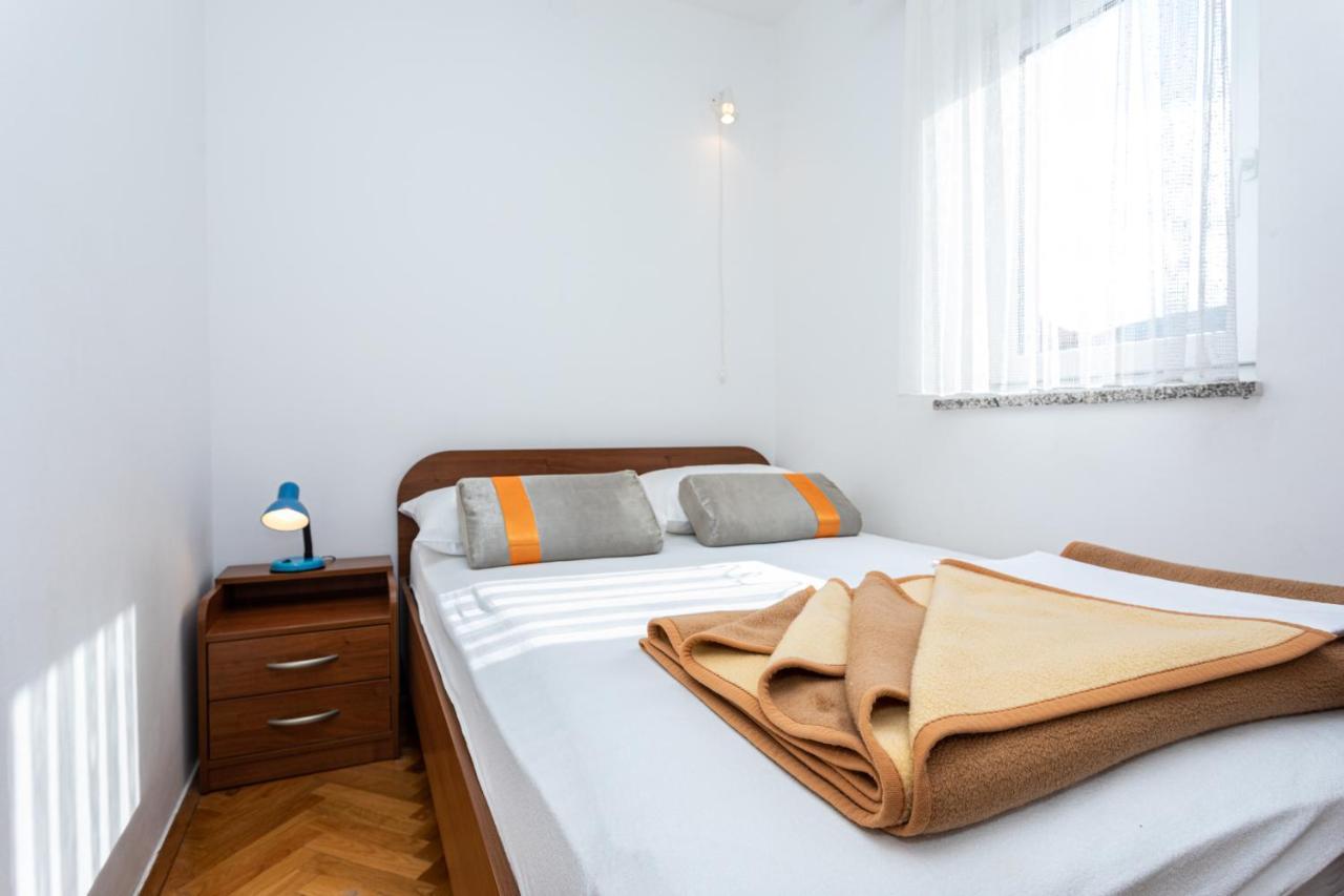 Apartments Crnekovic II Popa Dorcica Baška Buitenkant foto