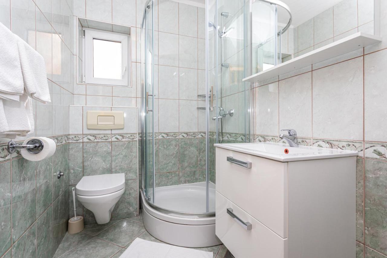 Apartments Crnekovic II Popa Dorcica Baška Buitenkant foto