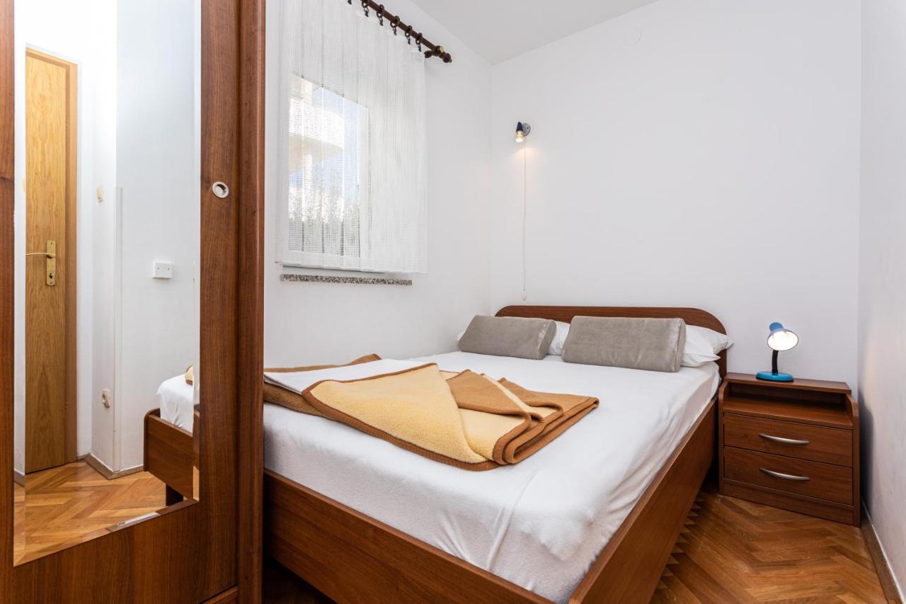 Apartments Crnekovic II Popa Dorcica Baška Buitenkant foto