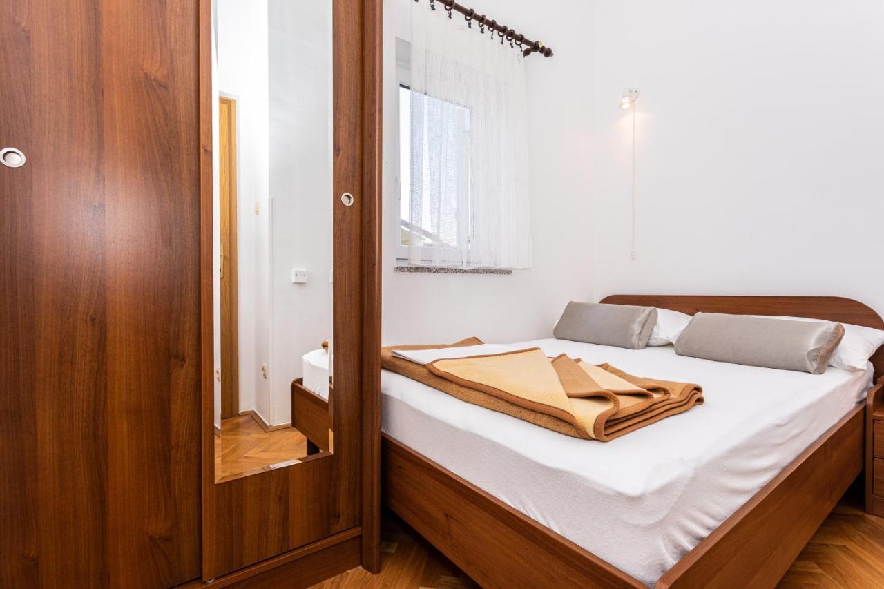 Apartments Crnekovic II Popa Dorcica Baška Buitenkant foto